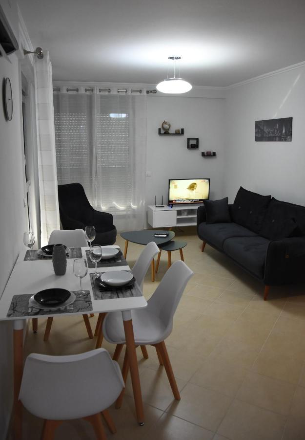 Click Apartments - Τίρανα Εξωτερικό φωτογραφία