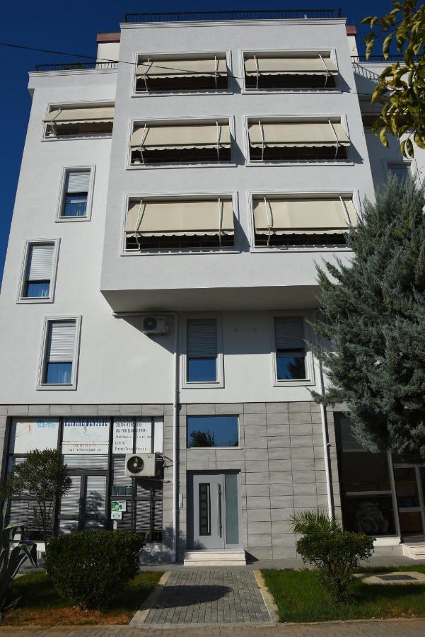 Click Apartments - Τίρανα Εξωτερικό φωτογραφία